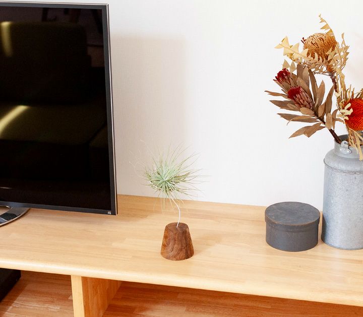 エアプランツスタンド｜飾り方に迷わない！おしゃれな木製e花屋